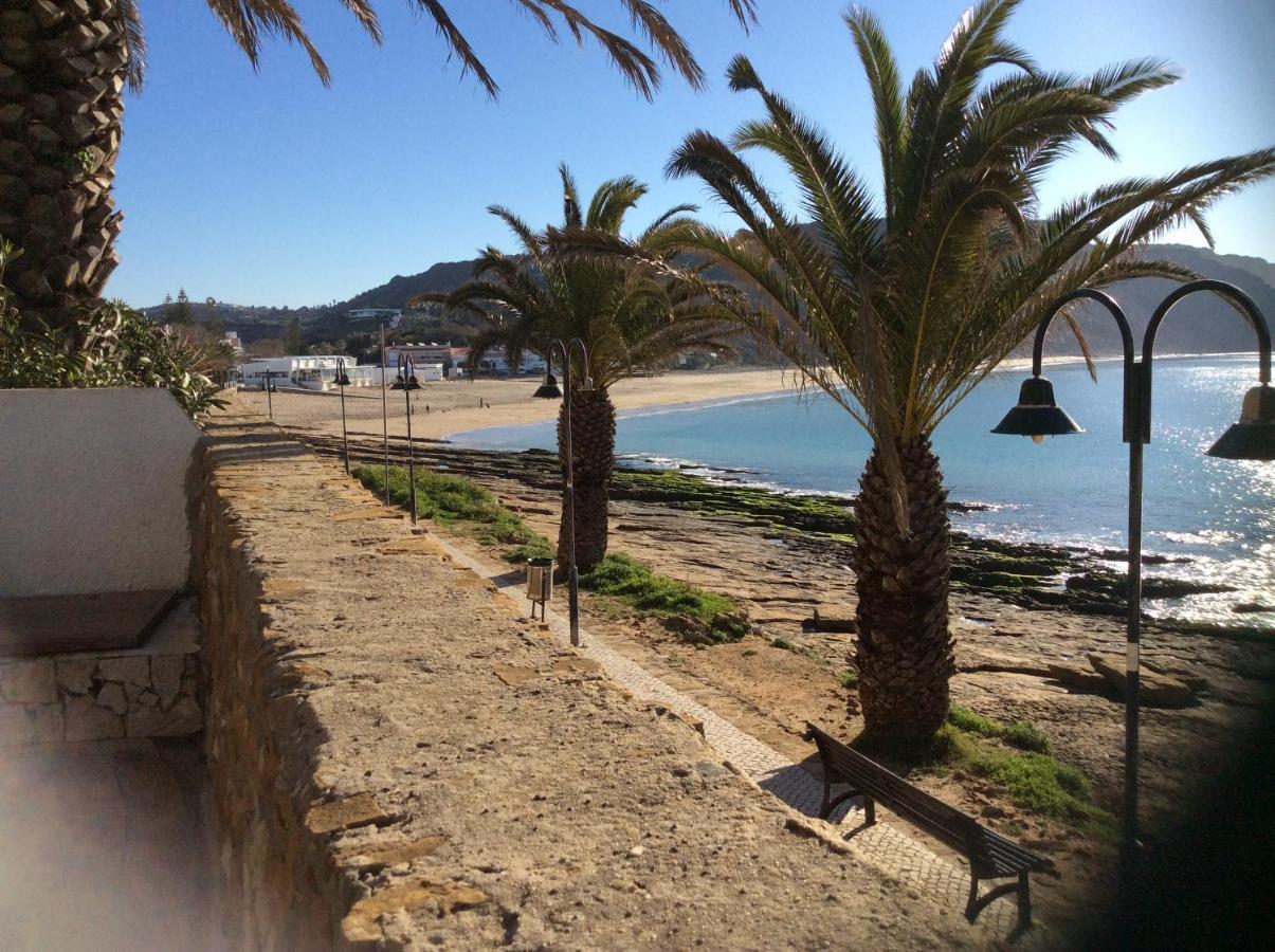 Beach Front/Waterside Apartment Praia Da Luz Exterior photo